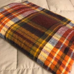 NWOT Plaid Scarf/Wrap